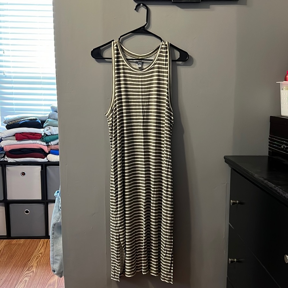 Aerie high neck stripped sleeveless dress